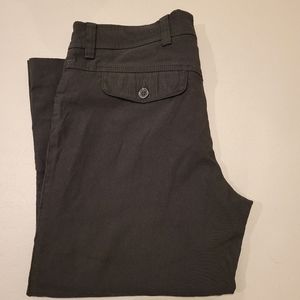 H&M Women's capris cropped pants zippered front/back pockets Size 12